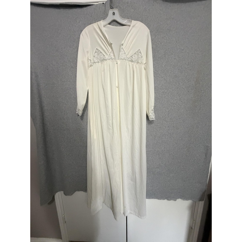 Family Roses Gown Womens L White Jersey Lace Button Front Long Sleeve Chemise